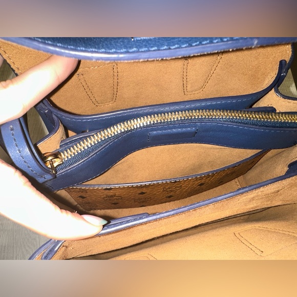 MCM Authenticated Milla Handbag - Picture 6 of 7